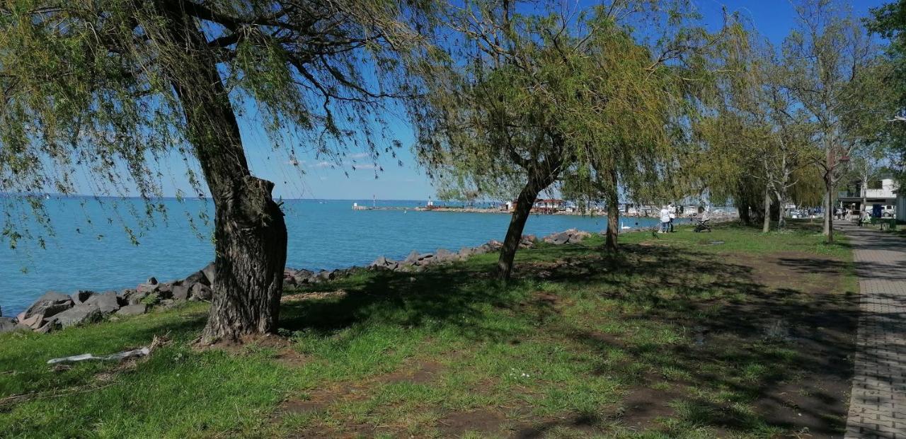 Vandus Apartman Siófok Zewnętrze zdjęcie