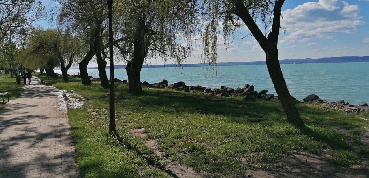 Vandus Apartman Siófok Zewnętrze zdjęcie