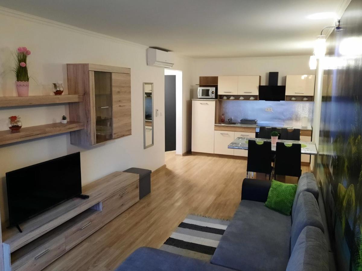 Vandus Apartman Siófok Zewnętrze zdjęcie
